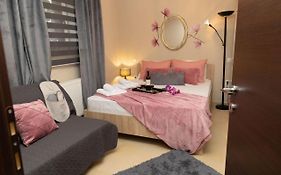 Vivi 'S Guesthouse